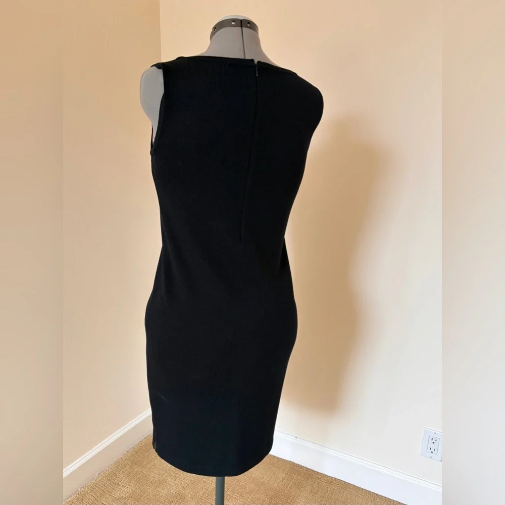 St. John collection sleeveless black knit dress 6-8-10 - Picture 6 of 6